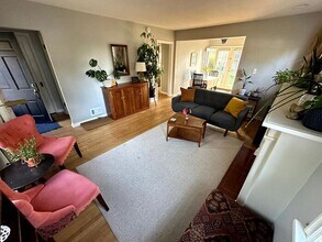 4027 NE 76th Ave in Portland, OR - Building Photo - Building Photo