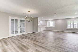 11006 Wickersham Ln in Houston, TX - Building Photo - Building Photo