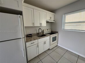 710 NE 25th St in Pompano Beach, FL - Building Photo - Building Photo