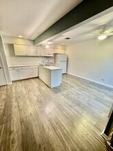 3349 Beacon St in North Chicago, IL - Building Photo - Building Photo