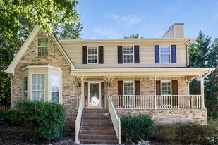 6858 Creekwood Dr in Douglasville, GA - Building Photo