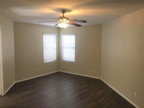 10530 W Carlota Ln in Peoria, AZ - Foto de edificio - Building Photo