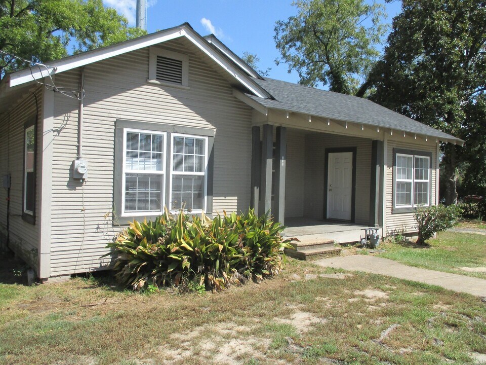 711 Tech Dr in Ruston, LA - Building Photo