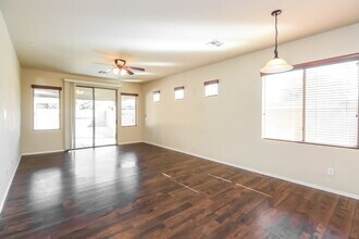 21937 S 214th St in Queen Creek, AZ - Foto de edificio - Building Photo