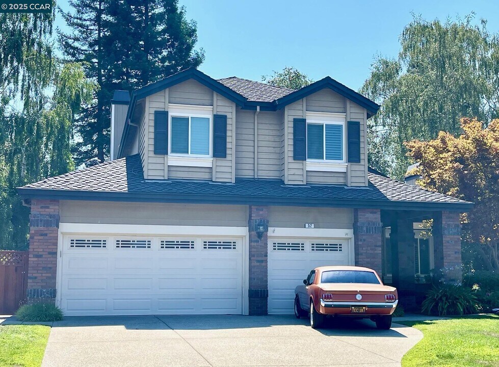 52 Grand Canyon Ct in San Ramon, CA - Building Photo