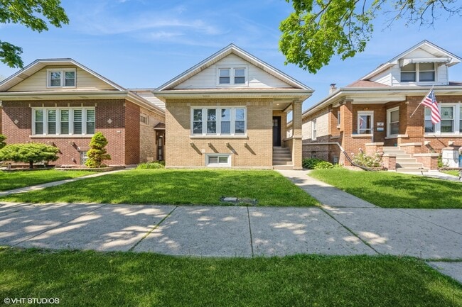 property at 6148 W Patterson Ave