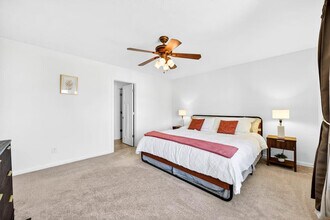 4663 Bayview Dr in Columbus, IN - Building Photo - Building Photo