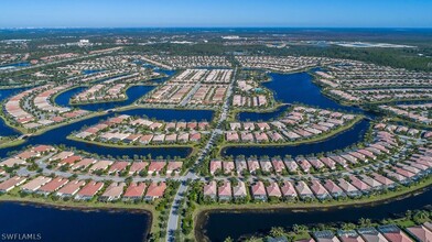 8776 Querce Ct in Naples, FL - Foto de edificio - Building Photo