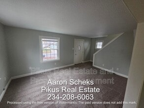 1806 Flint Ave in Akron, OH - Building Photo - Building Photo
