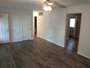 303 W Wernsing Ave in Effingham, IL - Building Photo - Building Photo