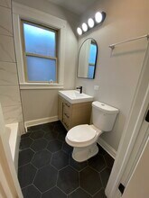 7022 S Carpenter St, Unit 1 in Chicago, IL - Building Photo - Building Photo