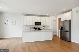 15 Tamarack Cir in Norristown, PA - Building Photo - Building Photo