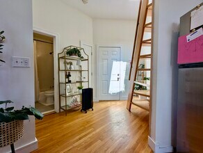 39 Thomas Park, Unit 39 Thomas Park in Boston, MA - Building Photo - Building Photo