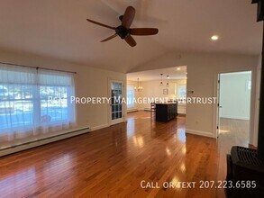 65 Shore Rd in Windham, ME - Building Photo - Building Photo