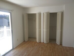 152 Douglas Rd W, Unit E in Oldsmar, FL - Building Photo - Building Photo