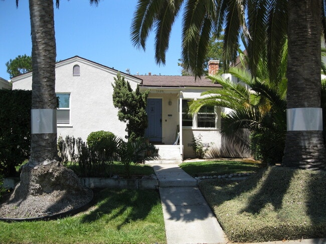 1626 Emerald St in San Diego, CA - Building Photo - Building Photo
