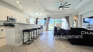 1685 Serrano Cir in Naples, FL - Building Photo - Building Photo