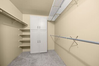 3460 S Poplar St in Denver, CO - Building Photo - Building Photo