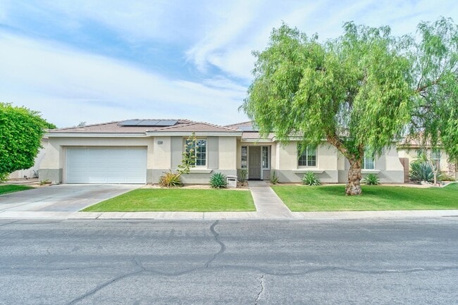 82950 Vincent Dr in Indio, CA - Foto de edificio - Building Photo