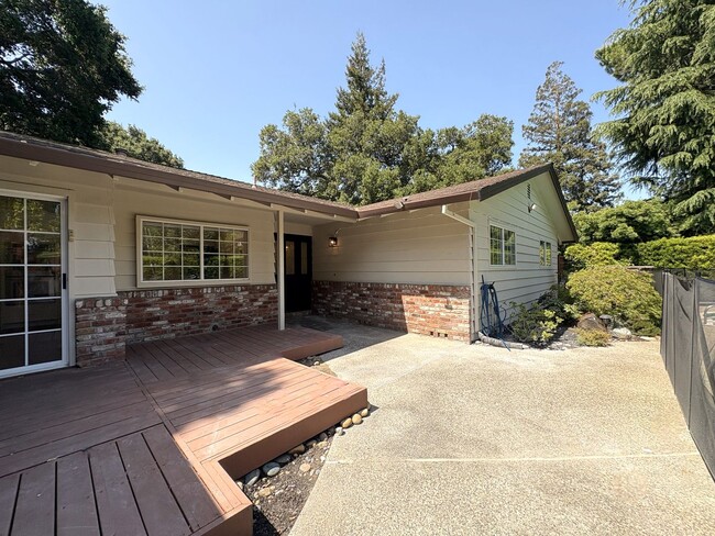 property at 1250 Petersen Ct