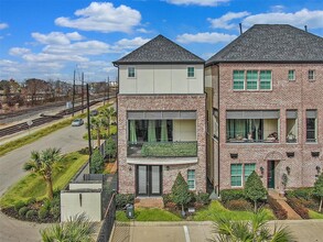 2603 Cottage Grove Green Dr in Houston, TX - Building Photo - Building Photo