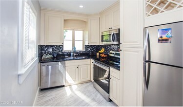 520 Vermont Ave, Unit 1 in Daytona Beach, FL - Building Photo - Building Photo