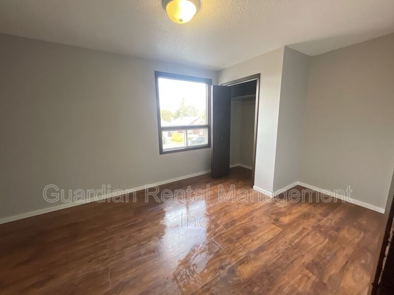 146 Frederica St E in Thunder Bay, ON - Building Photo