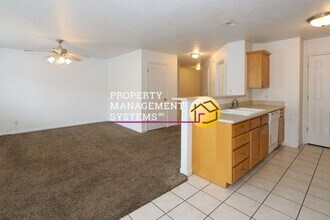 10505 Sage Flats Way in South Jordan, UT - Building Photo - Building Photo