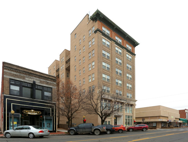 Manhattan Apartments in Muskogee, OK - Building Photo - Building Photo