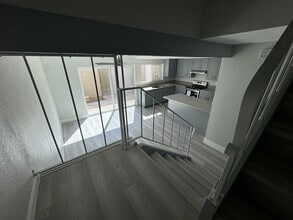 3015 Iris Ave in San Diego, CA - Building Photo - Building Photo
