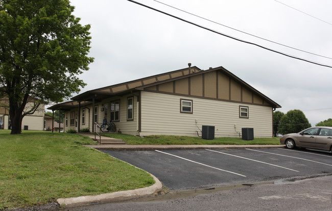 Lom Vista Estates in Osawatomie, KS - Building Photo - Building Photo