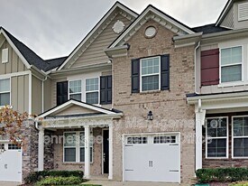 819 Kennear Ln in Mount Juliet, TN - Building Photo