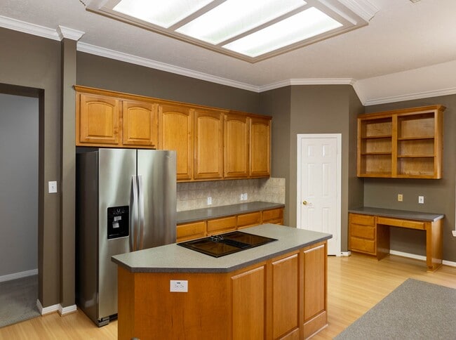 property at 2435 Thorndon Park Ct