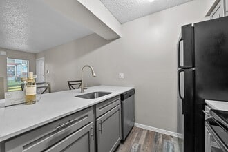 The Landing at McCallum in Dallas, TX - Foto de edificio - Interior Photo