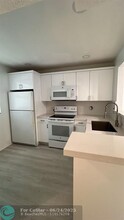 6796 Palmetto Cir N in Boca Raton, FL - Building Photo - Building Photo
