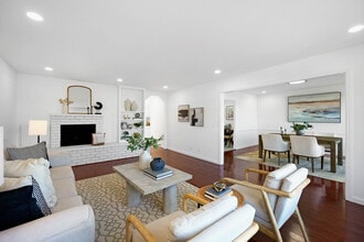 584 Hillside Blvd in Daly City, CA - Foto de edificio - Building Photo