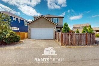 5400 Summerwalk St SE in Lacey, WA - Building Photo - Building Photo