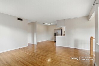 1855 Forest Ct in Milpitas, CA - Foto de edificio - Building Photo