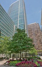 345 E Ohio St-Unit -1905 in Chicago, IL - Foto de edificio - Building Photo