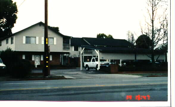 4202 Hamilton Ave in San Jose, CA - Building Photo - Building Photo