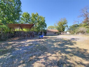 12934 Ivydale Dr in Houston, TX - Foto de edificio - Building Photo