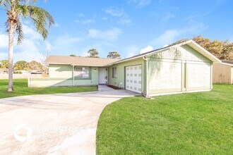 453 Ralwood Ln NE, Unit 710 in Palm Bay, FL - Building Photo - Building Photo