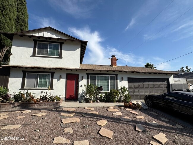17814 Blackbrush Dr in Santa Clarita, CA - Building Photo - Building Photo
