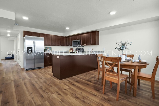 property at 436 W Main St