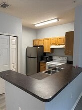 5951 Westgate Dr in Orlando, FL - Foto de edificio - Building Photo