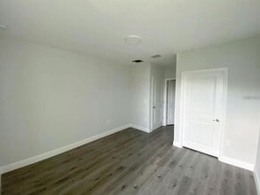 933 NW 57th Ct in Ocala, FL - Building Photo - Building Photo