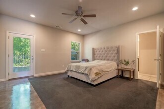 8715 Tudor Pl in Dallas, TX - Building Photo - Building Photo