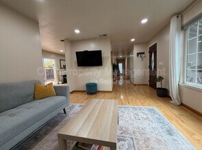 1411 Hillsdale Ave in San Jose, CA - Building Photo - Building Photo