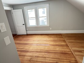 7 Dickson St, Unit 2 in Somerville, MA - Building Photo