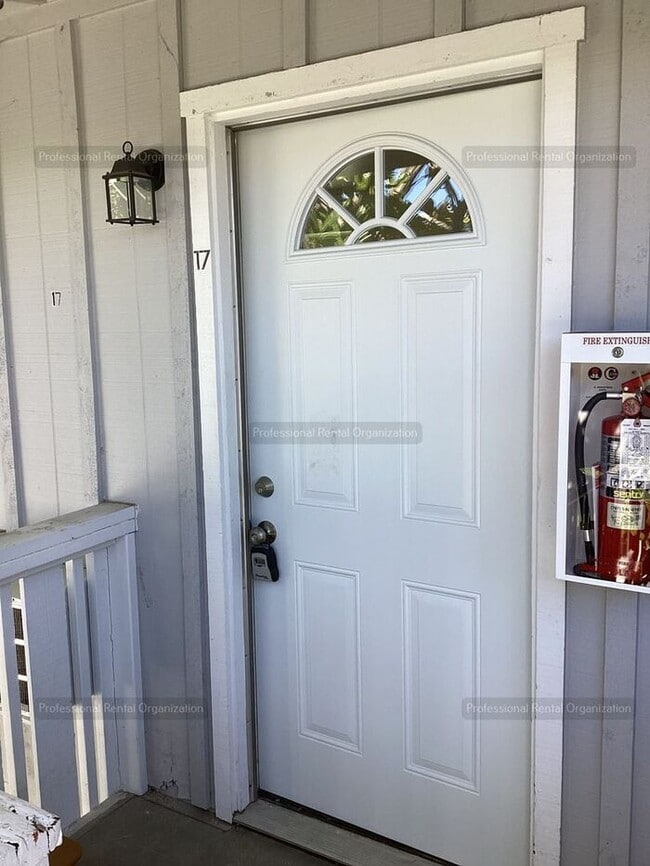 property at 445 S E St